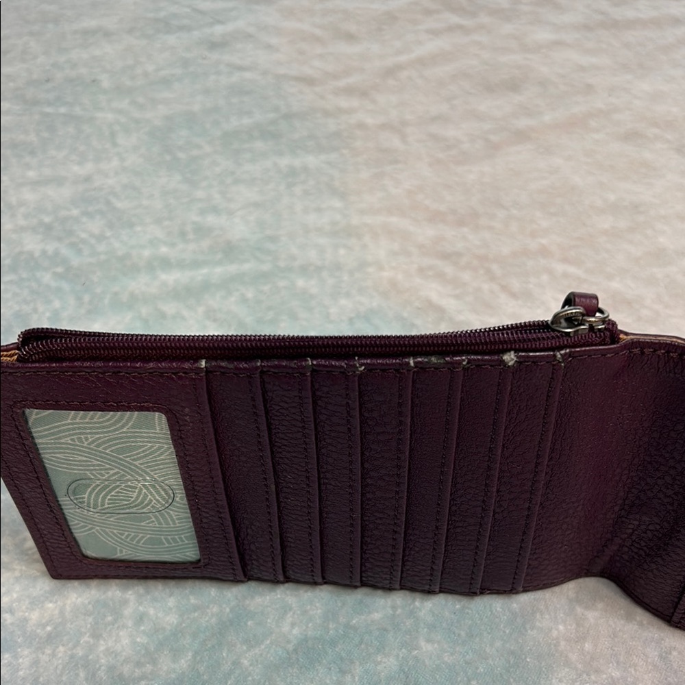 The Sak Purple Wallet - Picture 6 of 9